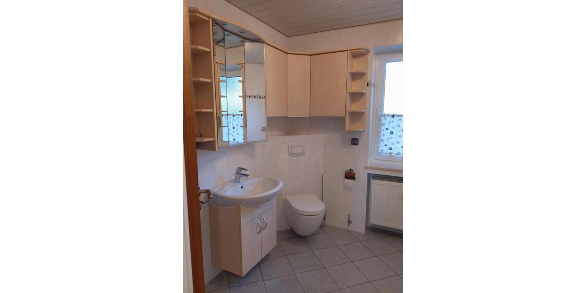 Eigentumswohnung mit Keller und Garage 3 zimmer