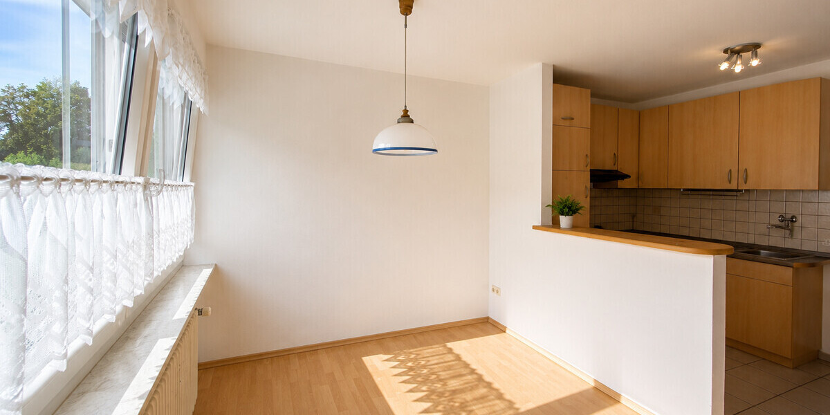 ***Komfortabel und bezahlbar wohnen – 3-Zimmer-Wohnung im Erbbaurecht*** - Erdgeschoßwohnung Karlsfeld | Angebot:26801257