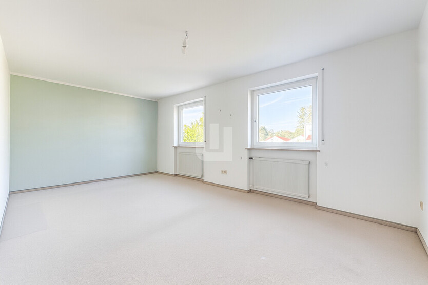 WINDISCH ImmobilieN - DHH in zentraler Lage mit großem Grundstück - für den Käufer provisionsfrei!