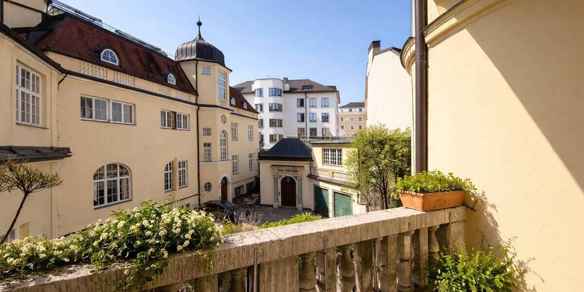Gewerbeobjekt München Maxvorstadt - 5 Zimmer, 260 m&sup2;, 12.599&euro; | Angebot:26867031