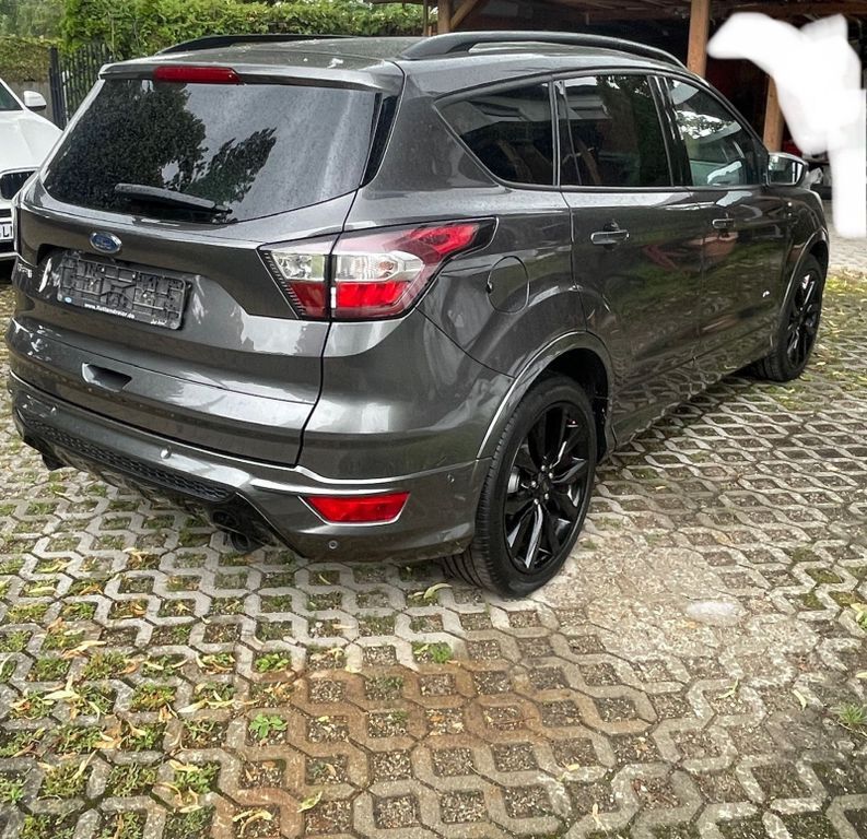 Ford Kuga 112.305 km 16.000 € Dachau 85221