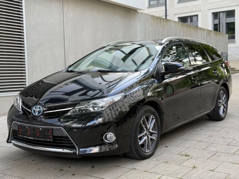 Auris