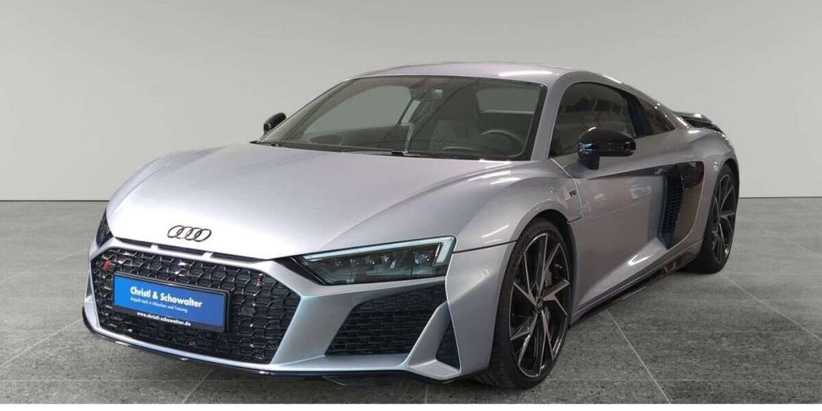 Audi R8 9.650 km 162.911 &euro; München 81476