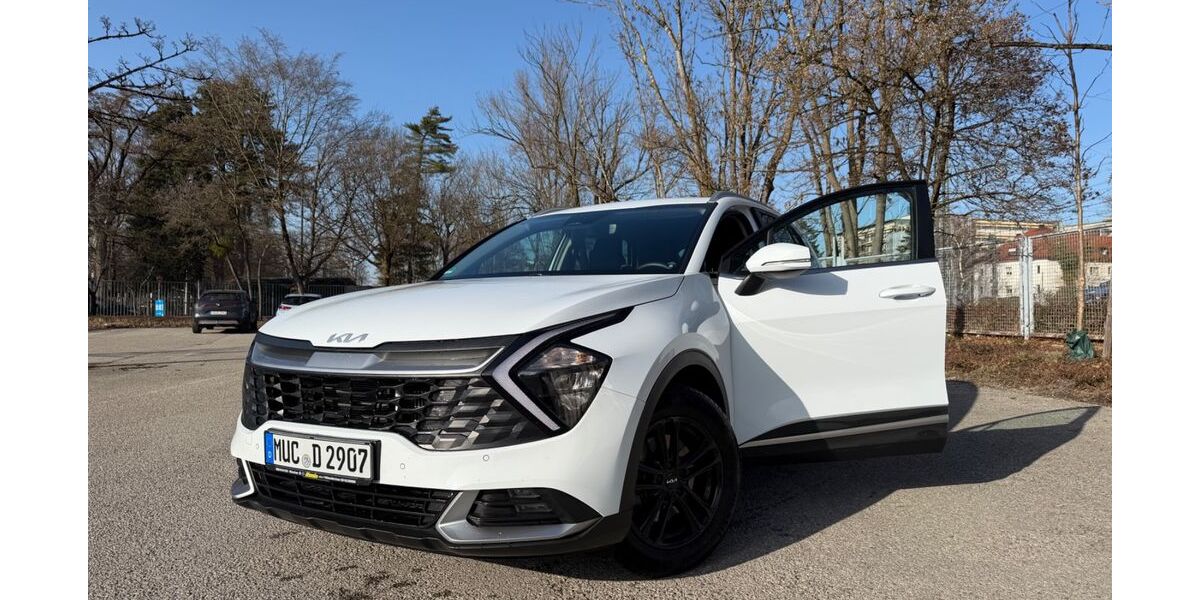 Kia Sportage 16.000 km 28.900 &euro; München 81369