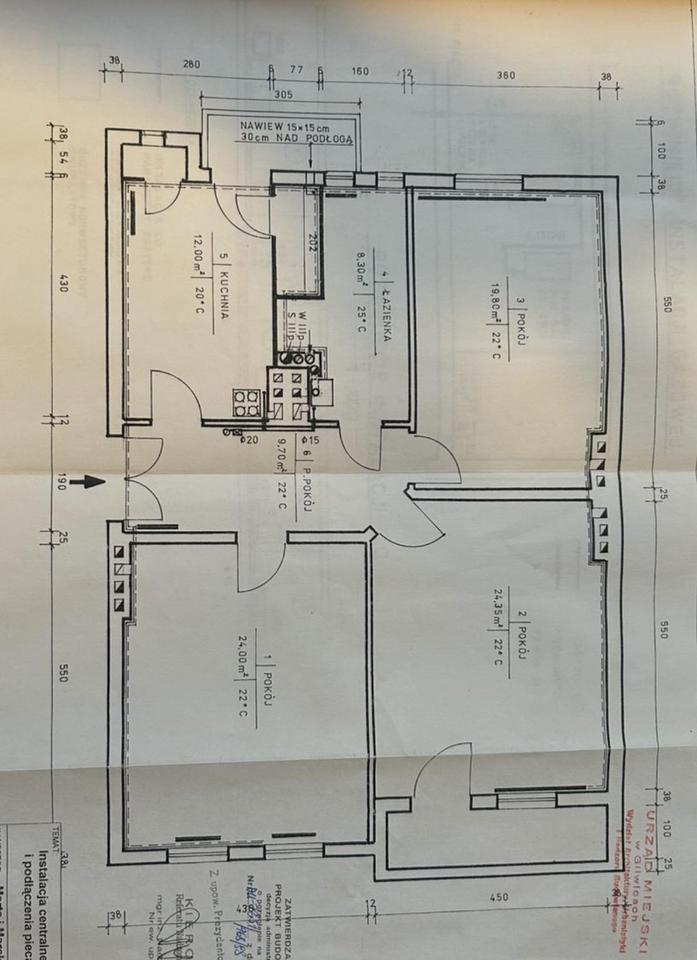 Gleiwitz 3-Zimmer-Wohnung 100m2, möbliert, Mietshaus im Zentrum