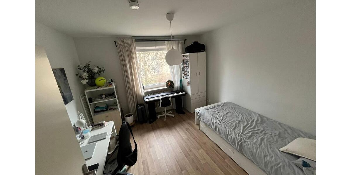 Etagenwohnung München Moosach - 1 Zimmer, 12 m&sup2;, 793&euro; | Angebot:25857788