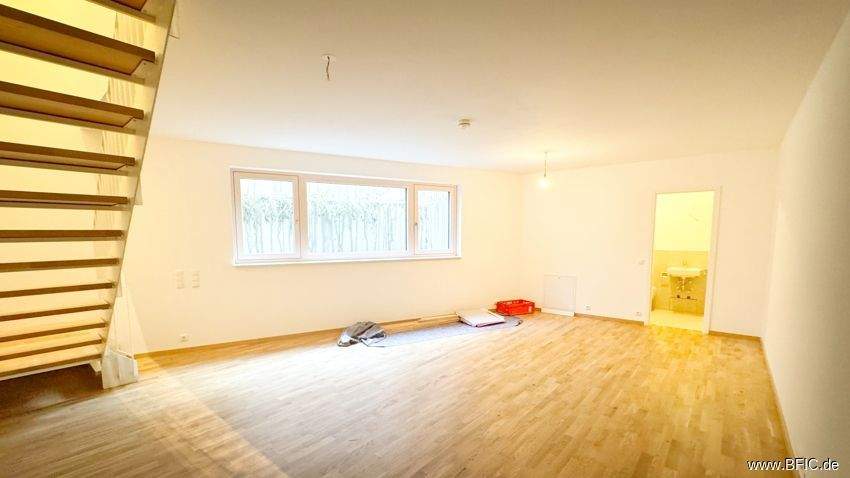Etagenwohnung Fürstenfeldbruck - 3 Zimmer, 95 m&sup2;, 1.895&euro; | Angebot:25778462
