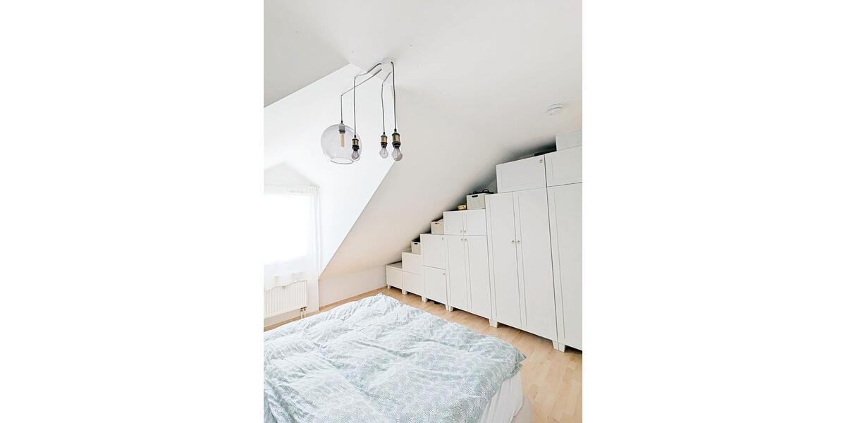 Dachgeschoßwohnung Pliening - 2 Zimmer, 51 m&sup2;, 1.030&euro; | Angebot:26402600