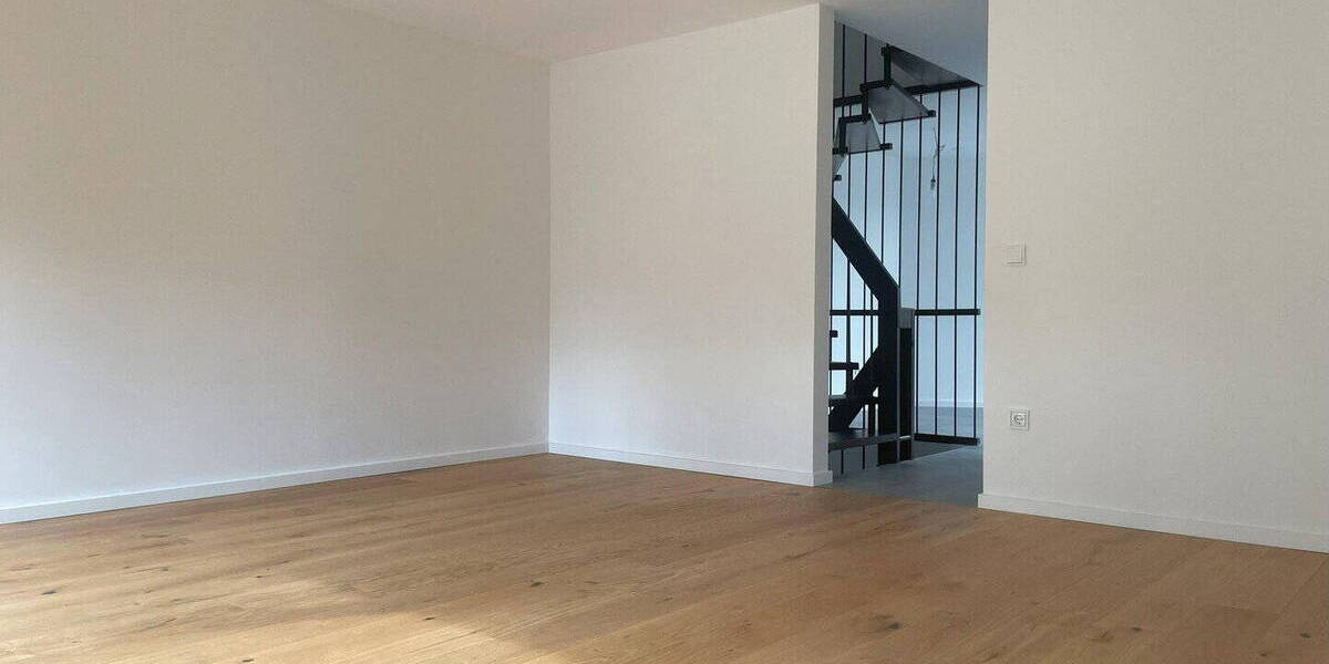 Reihenmittelhaus Unterschleißheim Lohhof - 6 Zimmer, 132 m&sup2;, 890.000&euro; | Angebot:26151158