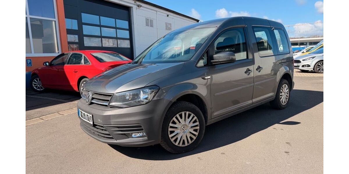 VW Caddy 262.300 km 6.999 &euro; Puchheim 82178