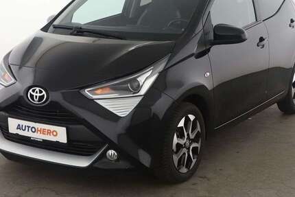 Toyota Aygo 7.906 km 14.220 € Neufahrn 85375