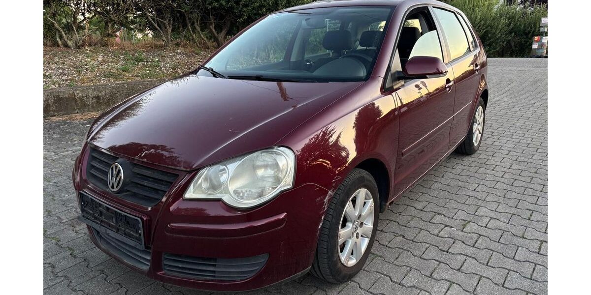 VW Polo 143.366 km 690 &euro; München 81243