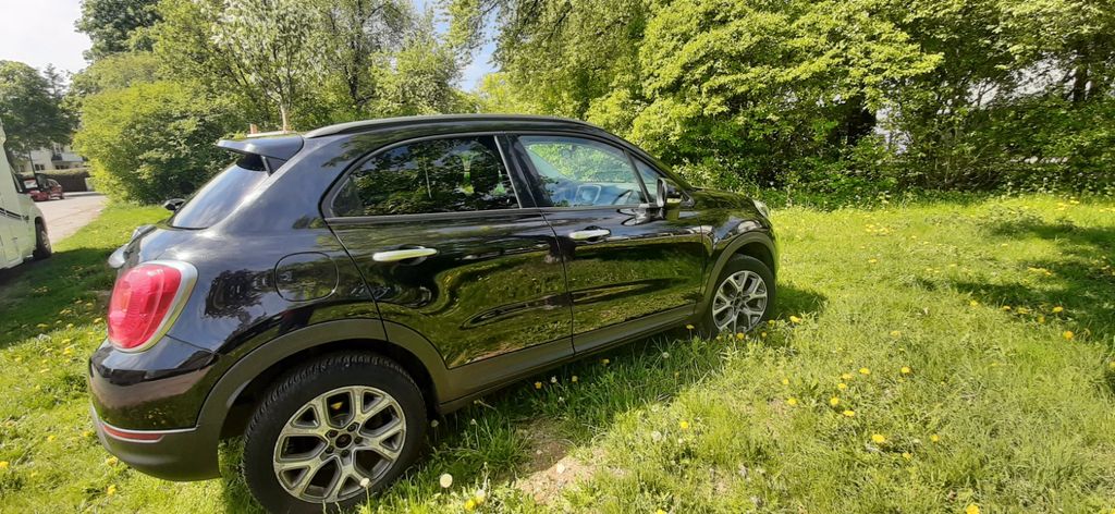 Fiat 500X 88.000 km 9.850 &euro; München 81827