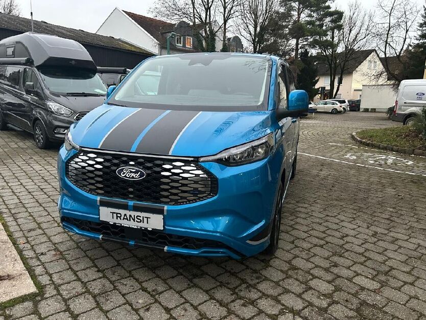 Ford Tourneo Custom 4.900 km 64.989 € Erding 85435