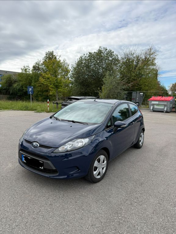 Ford Fiesta 134.637 km 3.599 € München 81737
