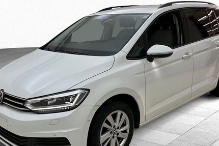 VW Touran 159.126 km 19.507 € Starnberg 82319