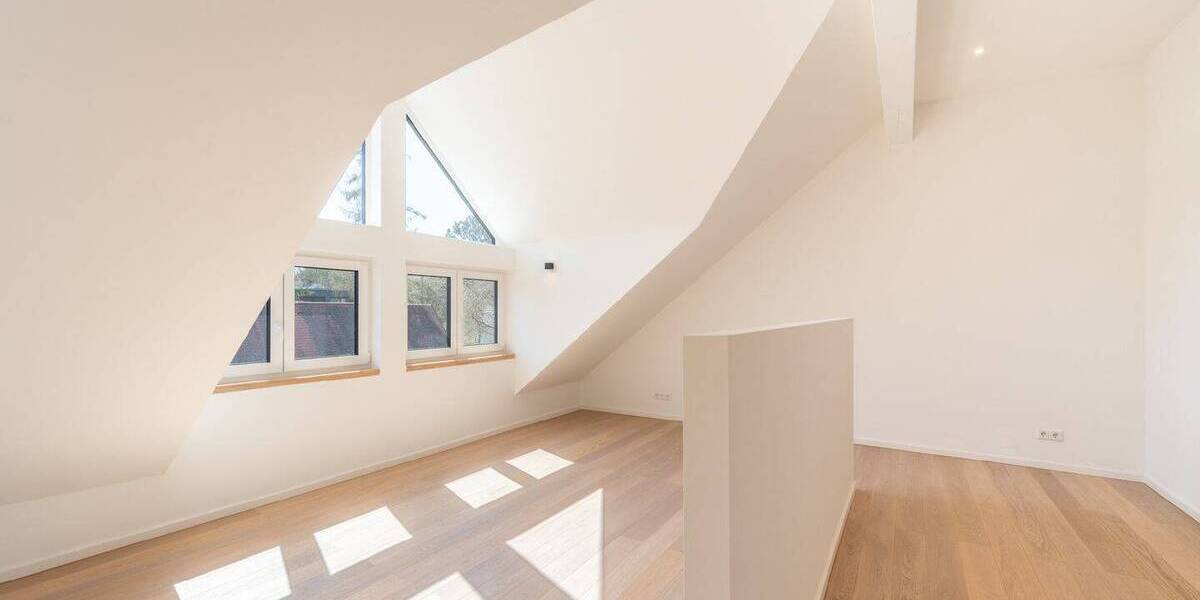 Reihenmittelhaus München Bogenhausen - 5 Zimmer, 205 m&sup2;, 2.330.000&euro; | Angebot:26824624