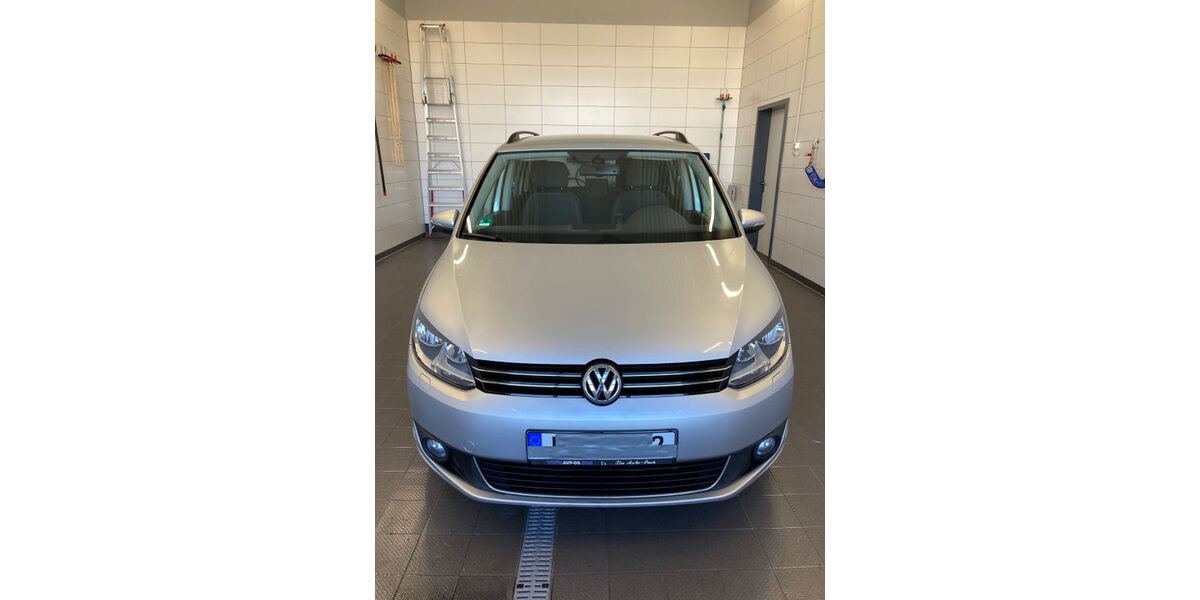 VW Touran 158.000 km 10.800 &euro; Finsing 85464