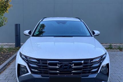 Hyundai TUCSON 36.680 km 27.000 &euro; München 81369