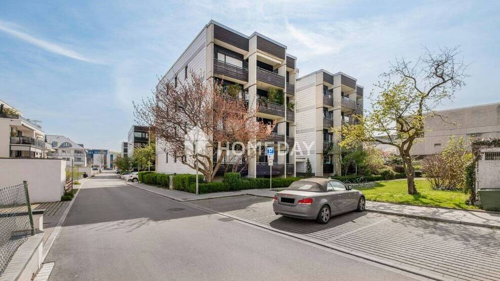 Helle 2-Zimmer-Wohnung mit Loggia und TG-Stellplatz