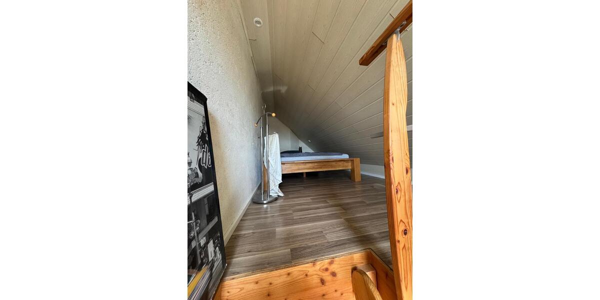 Dachgeschoßwohnung Hallbergmoos - 2 Zimmer, 33 m&sup2;, 195.000&euro; | Angebot:27079696