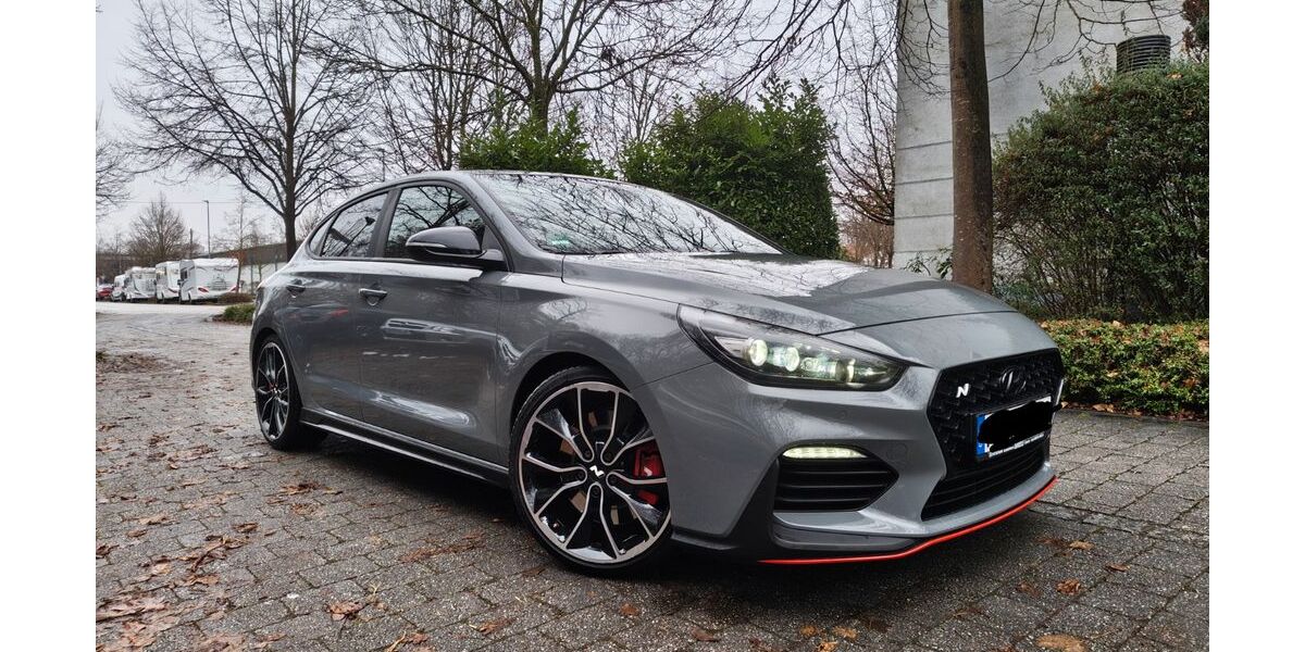 Hyundai i30 88.000 km 20.999 &euro; Unterschleißheim 85716