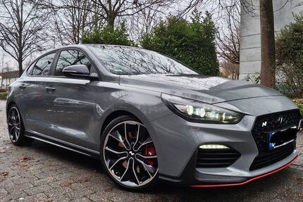 Hyundai i30 88.000 km 21.500 &euro; Unterschleißheim 85716