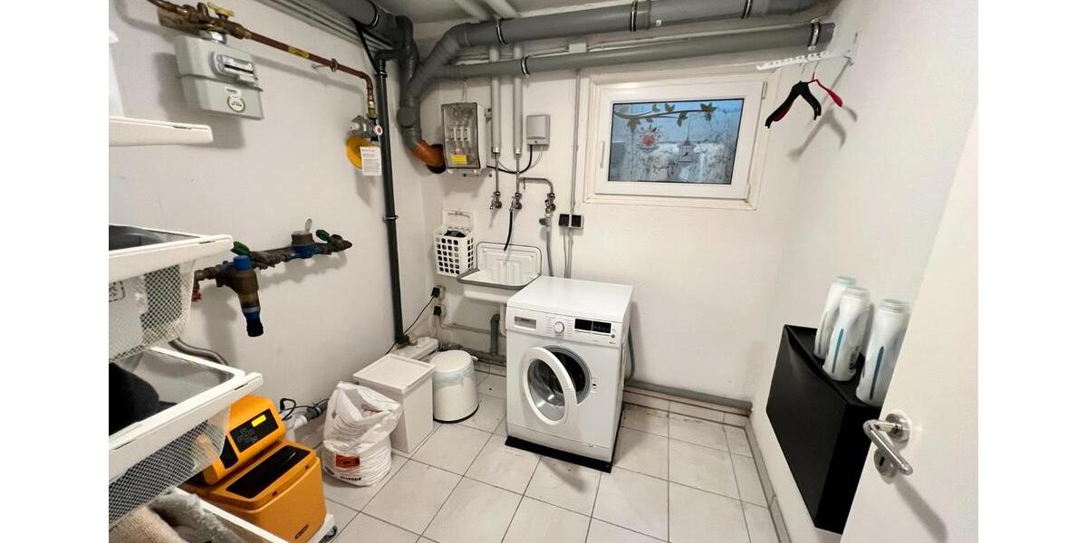 Einfamilienhaus Hallbergmoos - 7 Zimmer, 210 m&sup2;, 3.250&euro; | Angebot:26377737