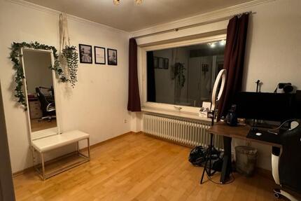 WG-Mitbewohnerin Nov25 - ca. März26 (Nähe München) zimmer