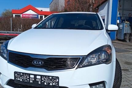 Kia XCeed 110.000 km 5.000 &euro; München 81549