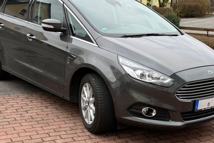 Ford S-Max 75.900 km 17.499 &euro; Schonstett 83137