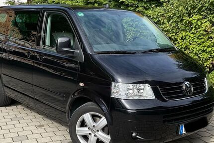 VW T5 Multivan 236.700 km 10.500 &euro; Icking 82057