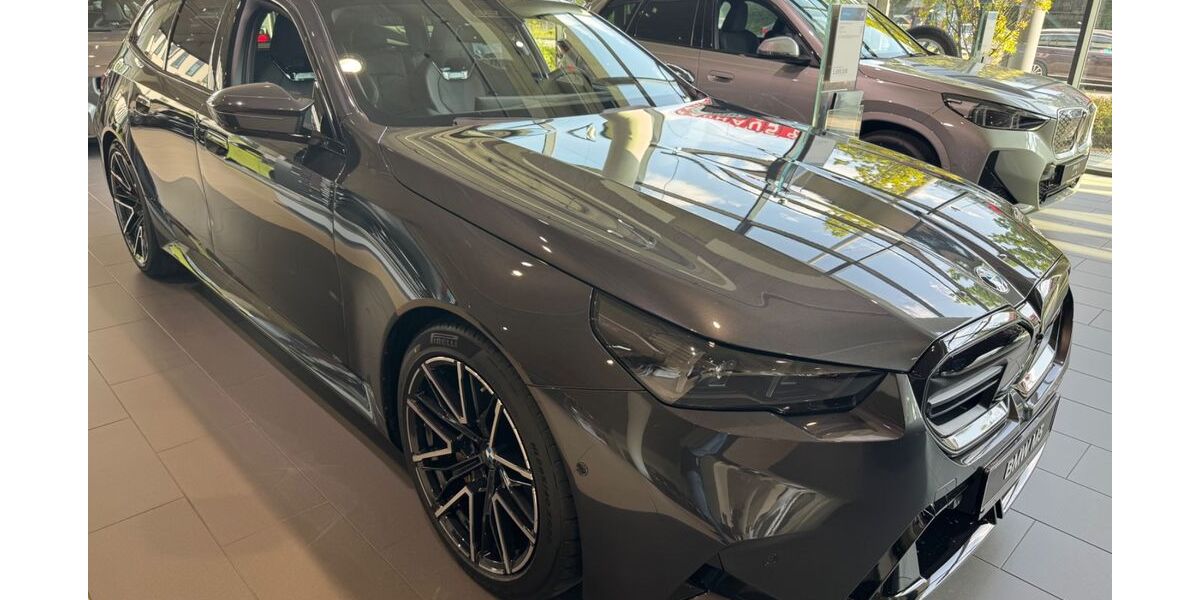 BMW M5 2.860 km 143.790 &euro; Neubiberg 85579