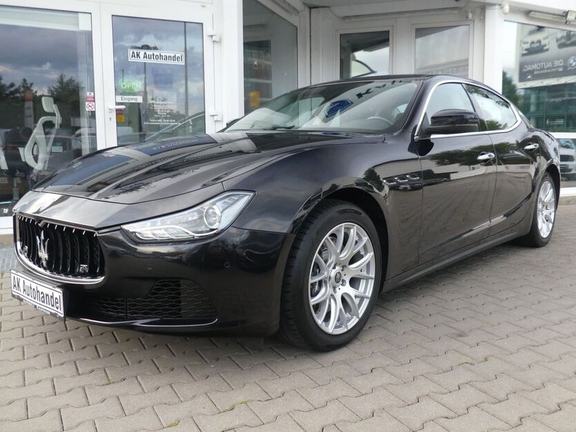 Maserati Ghibli 76.982 km 27.890 € München 80687