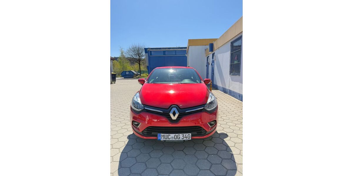 Renault Clio 71.000 km 7.999 &euro; München 80933