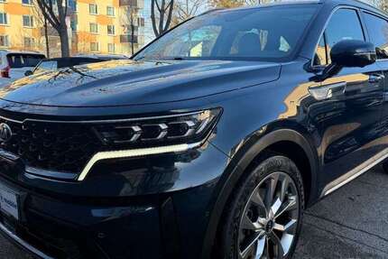 Kia Sorento 199.952 km 23.900 &euro; München 81243