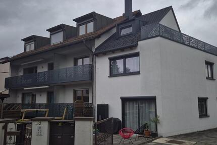 Helle 3 ZKB DG-Wohnung in ruhiger Lage in Allach zu vermieten 3 zimmer