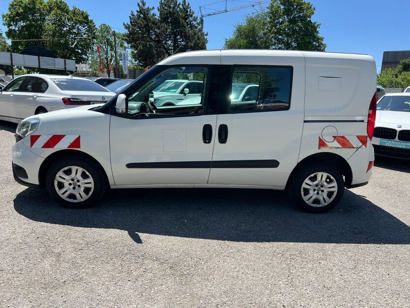 Fiat Doblo 146.000 km 9.900 € München 81243