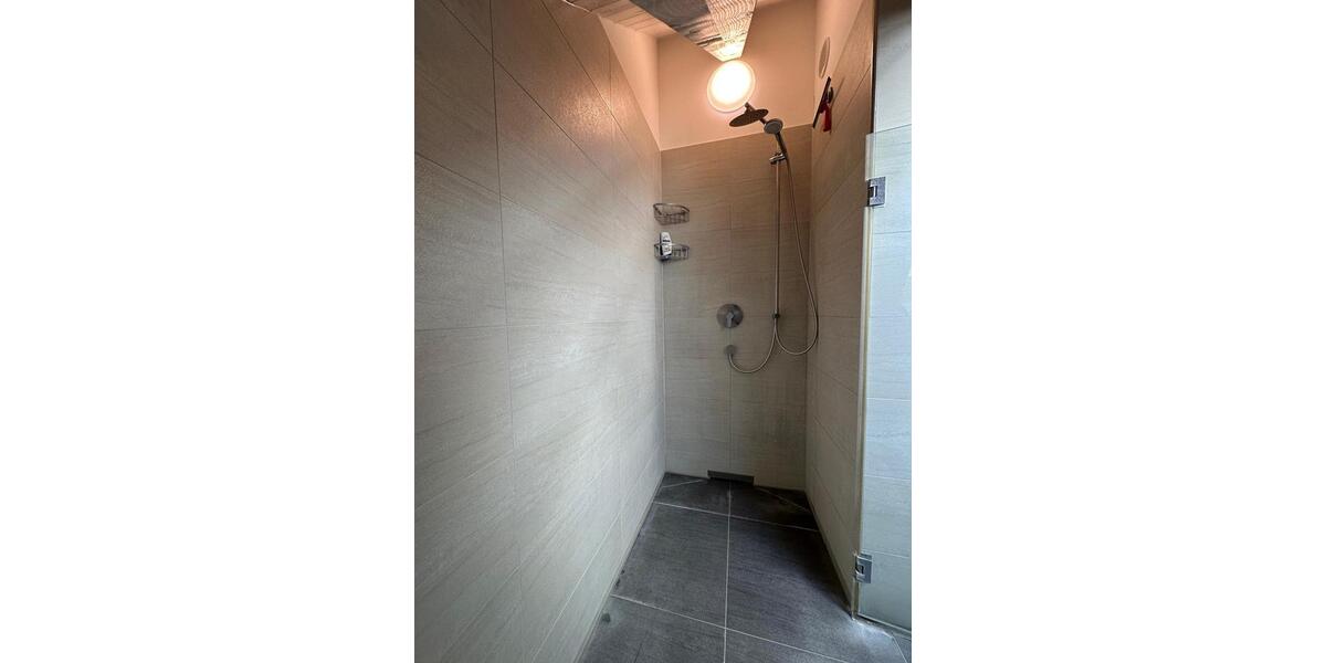 Dachgeschoßwohnung Gauting - 4 Zimmer, 116 m&sup2;, 1.790&euro; | Angebot:25649101