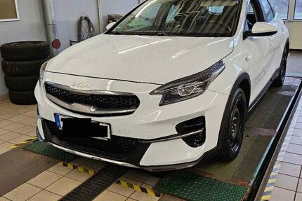 Kia XCeed 90.000 km 15.999 &euro; Hohenbrunn bei München 85662