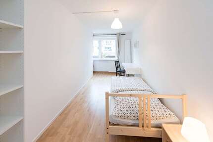 WG-Zimmer in München 710 € 12 m² zimmer