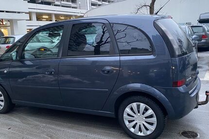 Opel Meriva 177.000 km 1.000 &euro; München 80809