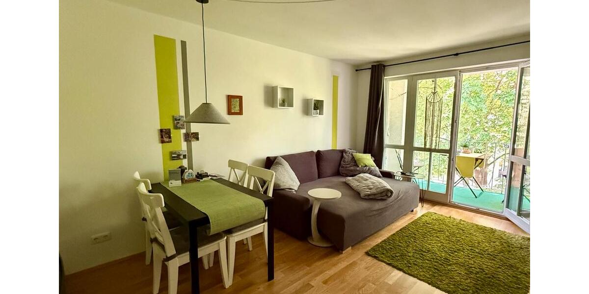 Dachgeschoßwohnung München Bogenhausen - 2 Zimmer, 50 m&sup2;, 766&euro; | Angebot:26425736