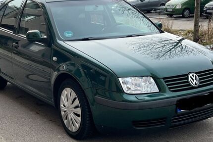 VW Bora 245.000 km 999 &euro; München 81377