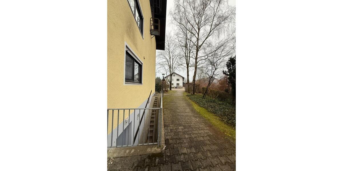 Dachgeschoßwohnung Höhenkirchen-Siegertsbrunn Siegertsbrunn - 2 Zimmer, 40 m&sup2;, 270.000&euro; | Angebot:24847441