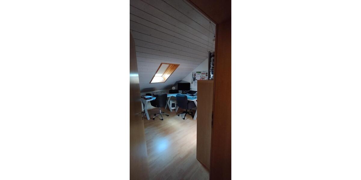 Reihenhaus Kirchseeon - 7 Zimmer, 170 m&sup2;, 2.200&euro; | Angebot:26490140