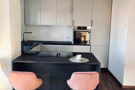 Wohnung München Neuhausen-Nymphenburg - 3 Zimmer, 100 m&sup2;, 2.100&euro; | Angebot:25423921