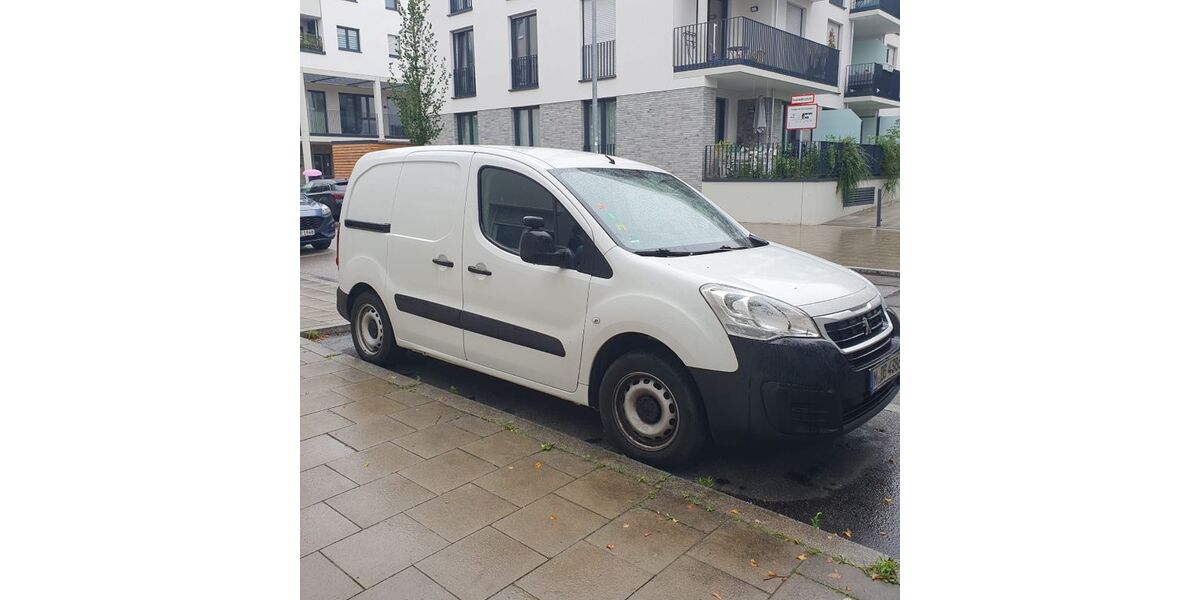 Peugeot Partner 110.000 km 6.700 &euro; München 81369