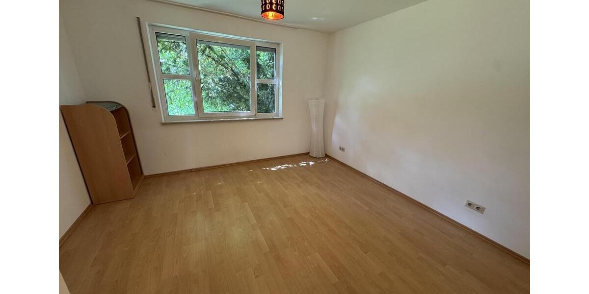 Etagenwohnung Unterföhring - 2 Zimmer, 65 m&sup2;, 1.600&euro; | Angebot:25415125