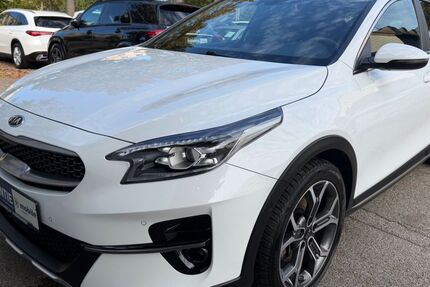 Kia XCeed 26.107 km 18.900 &euro; München 81243